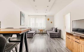 Cozy Renovated Apartment Close To Schoenbrunn Palace