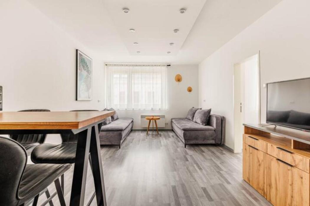 Cozy Renovated Apartment Close To Schoenbrunn Palace Wiedeń Zewnętrze zdjęcie